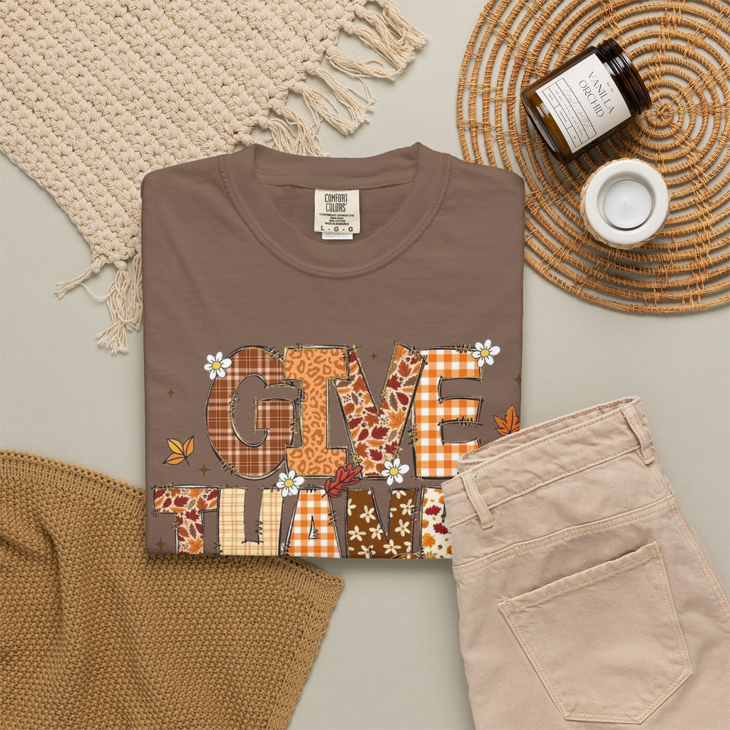 Give Thanks & Wear Bows Tee