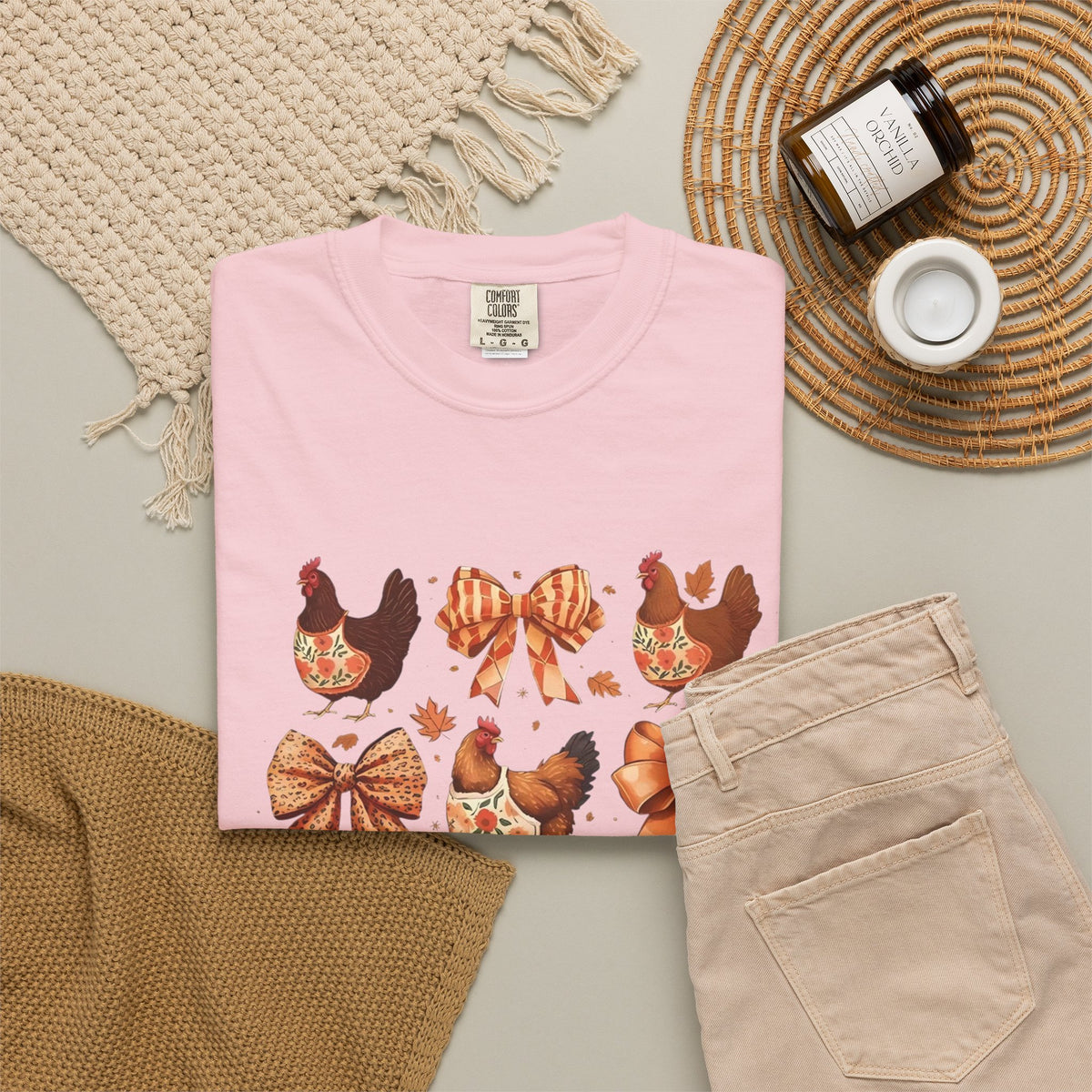 The Hen House Bows Tee 🐓