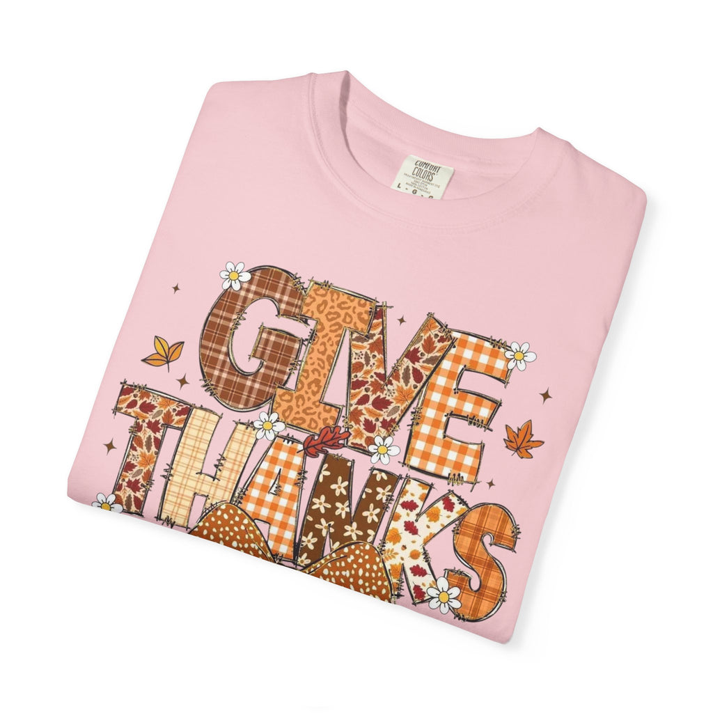 Give Thanks & Wear Bows Tee